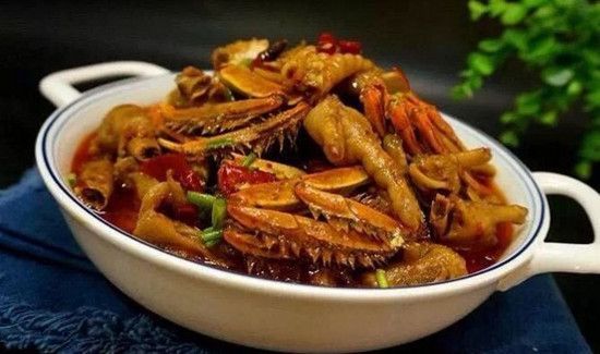 蟹肉煲鸡爪做法