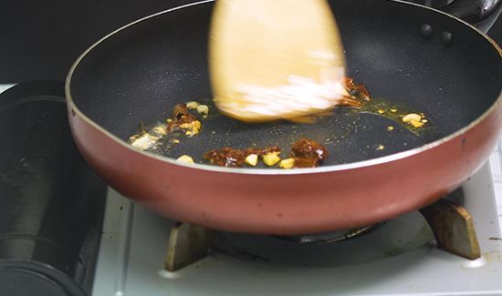 干煸豆角的做法