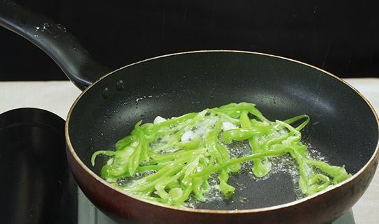 青椒土豆丝的做法