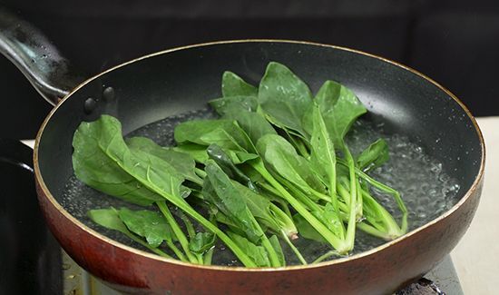 菠菜鸡蛋汤的做法