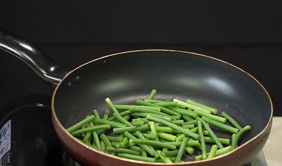 蒜苗的做法