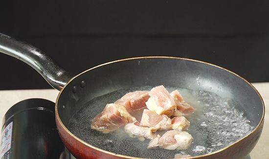 卤牛肉的家常做法