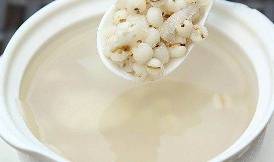 除湿薏米水的正确做法