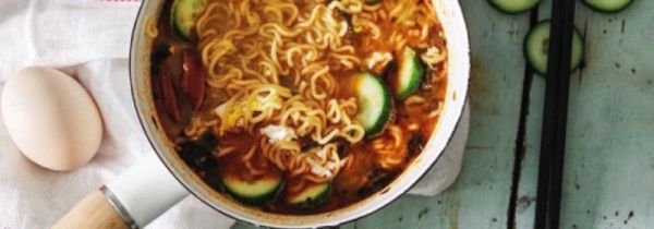 微波炉泡面加鸡蛋做法