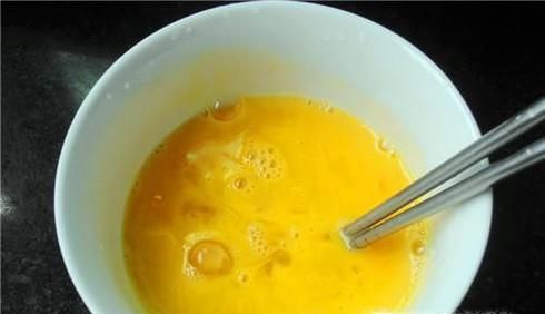 用烤箱做鸡蛋饼,做法简单