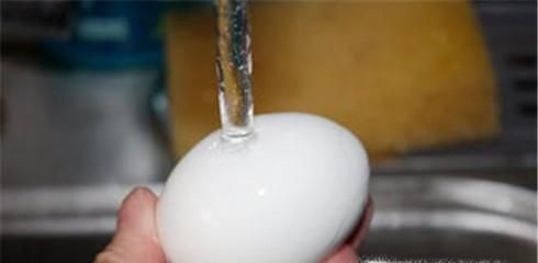 怎样制作婴儿辅食:蛋黄泥的做法