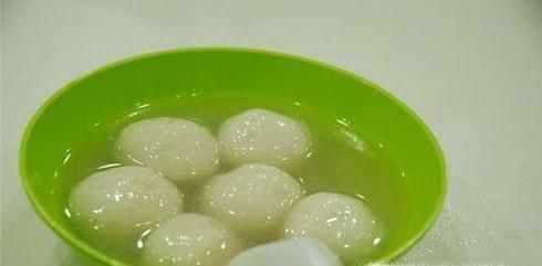煮汤圆是冷水下锅还是热水下锅煮汤圆怎么煮不破