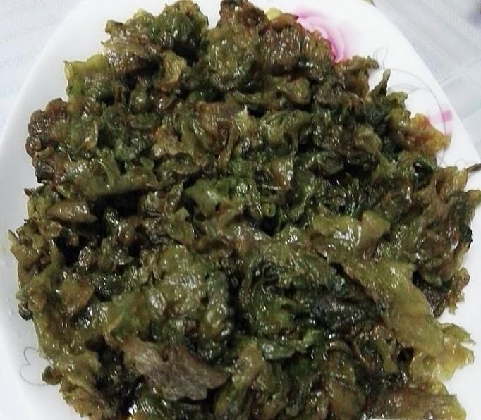 地皮菜(雷公菌)的炒酸辣椒的做法