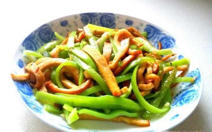 青椒炒素鸡的家常做法