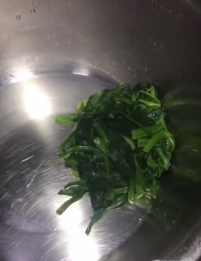 凉拌菠菜的做法详解