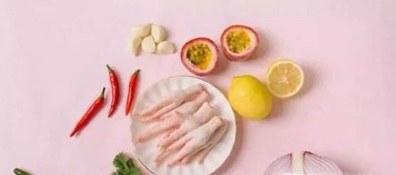 抖音上面的网红鸡爪怎么做?