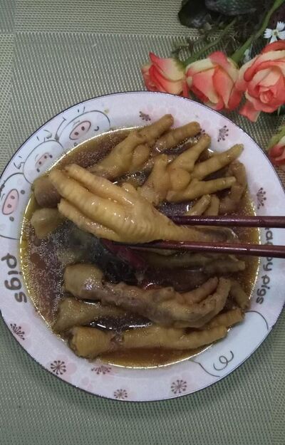 怎样做美味的高压锅版卤鸡爪？
