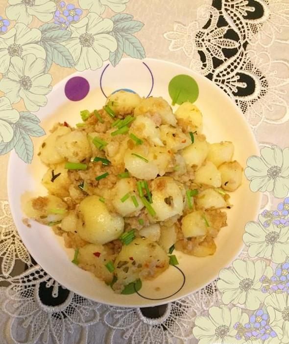 酸菜肉末炒土豆的家常做法