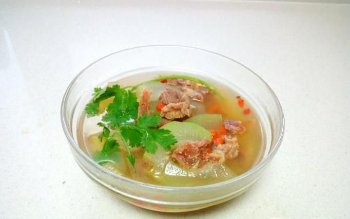 枸杞牛肉冬瓜汤的家常做法