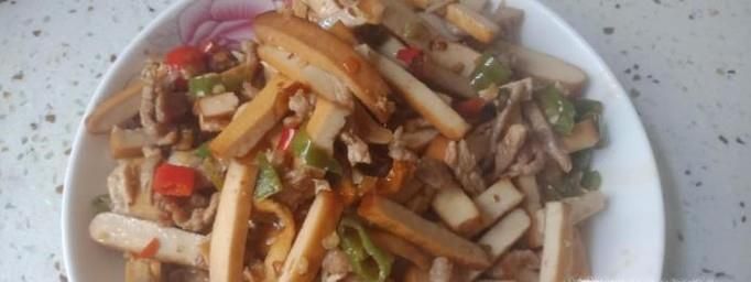 如何做美味的香干炒肉丝?