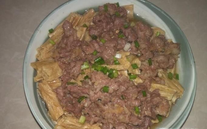 肉末蒸腐竹的做法