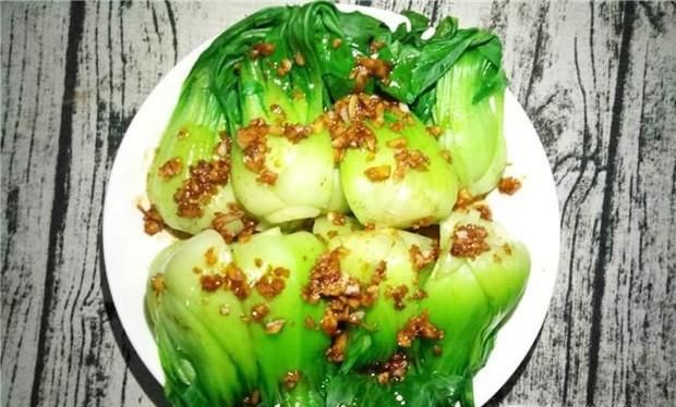 蒜蓉浇上海青的家常做法