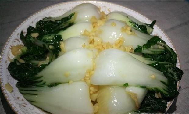 蒜蓉炒奶白菜的做法