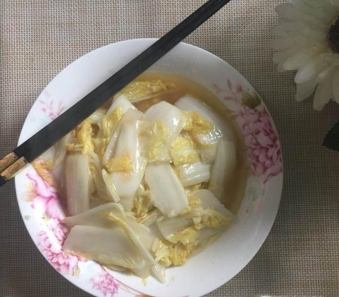 酸辣白菜的家常做法