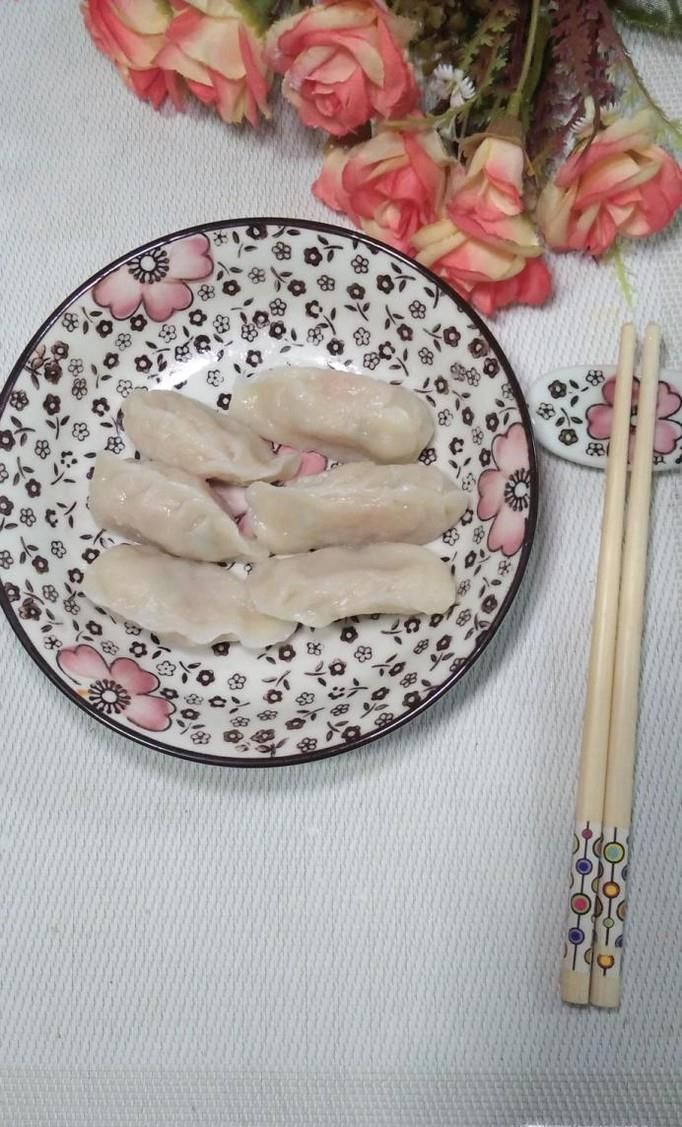 怎样做美味的胡萝卜肉水饺？