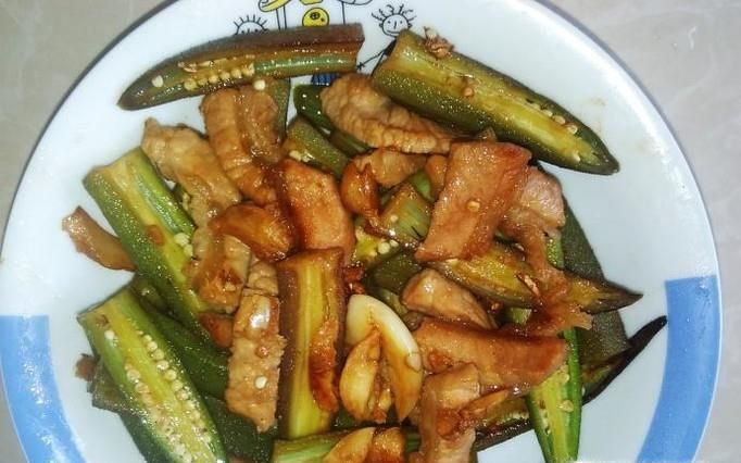 秋葵炒肉丝的做法