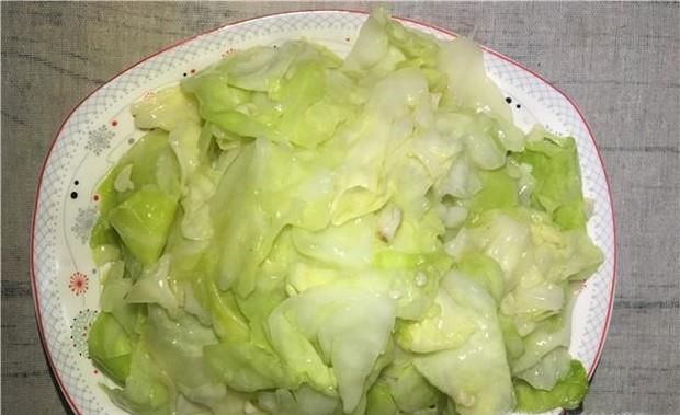 蒜蓉手撕包菜怎样做好吃呢？