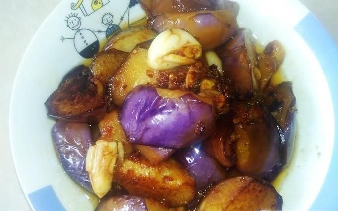 酸梅紫苏辣椒酱焖茄瓜的做法