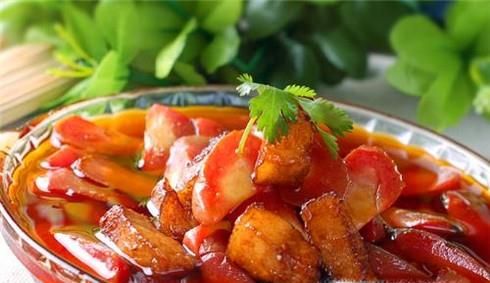 红萝卜烧肉的家常做法