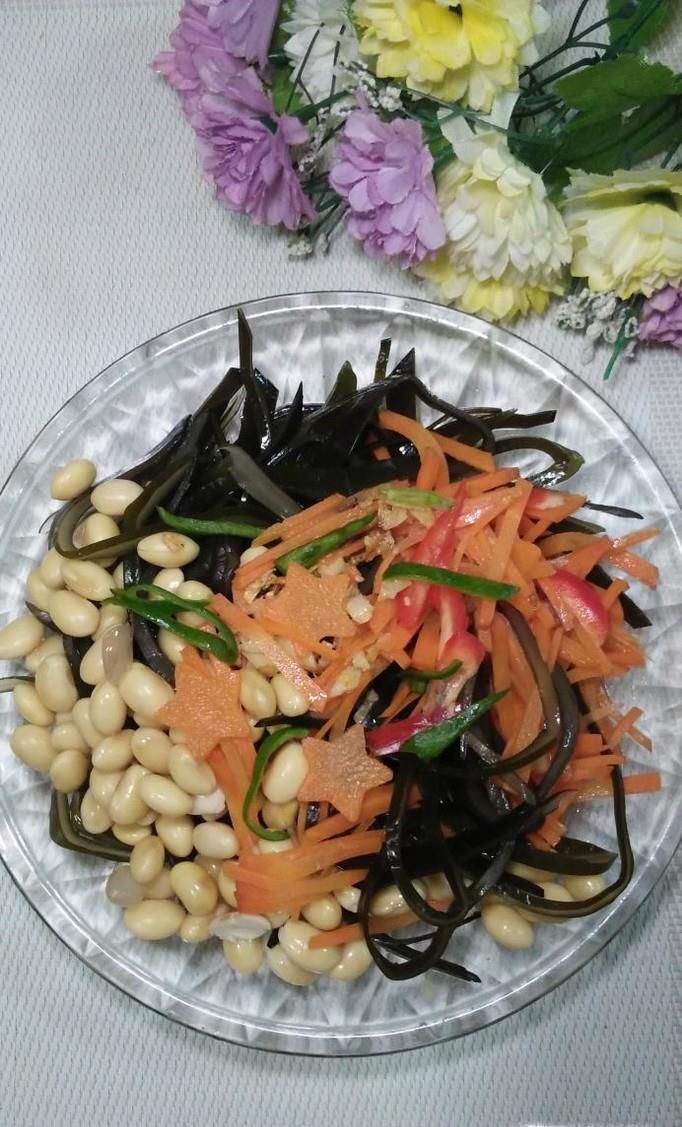 怎样做美味的胡萝卜海带拌黄豆？