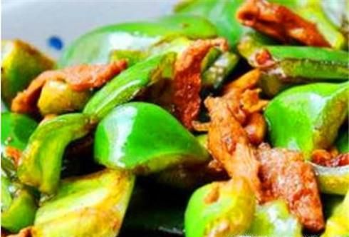 柿子椒炒肉怎么做？