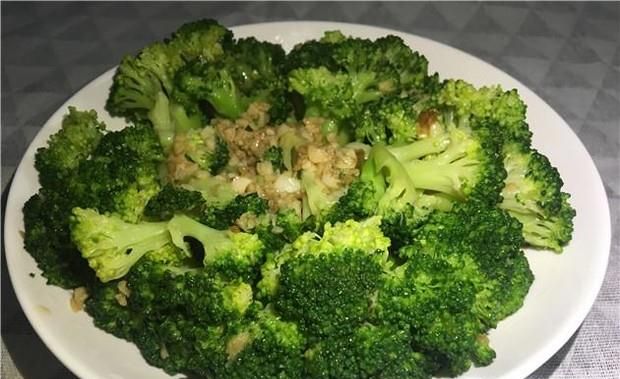 蒜香西兰花的家常做法