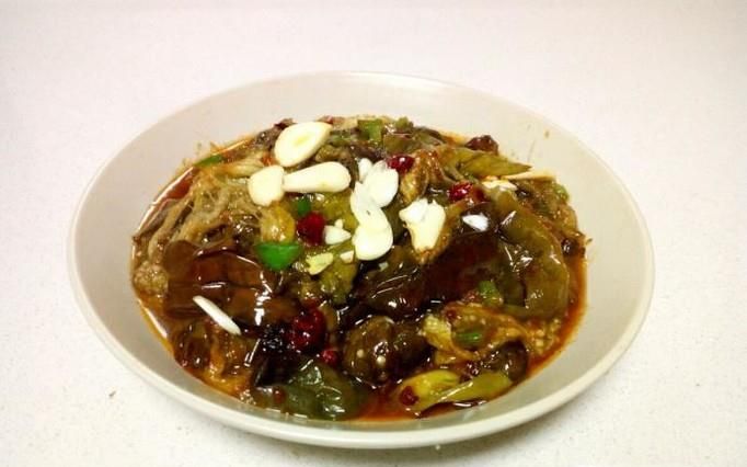 豆酱烩茄子的家常做法