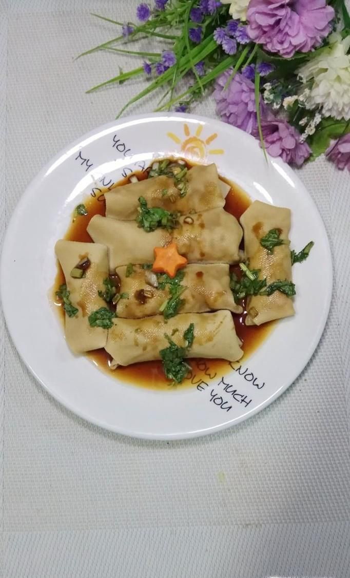 怎样做美味的胡萝卜猪肉卷？