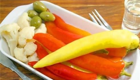 酒泡红辣椒的做法