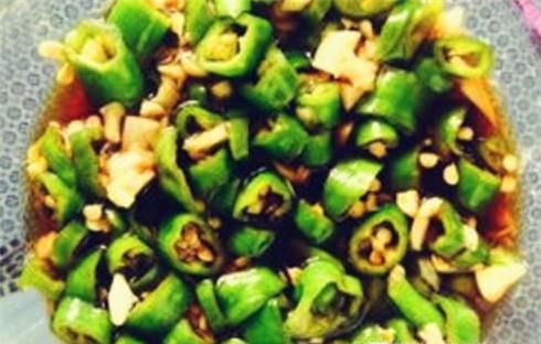 醋泡辣椒的做法