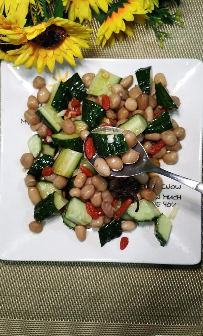 怎样做美味的花生拌黄瓜？