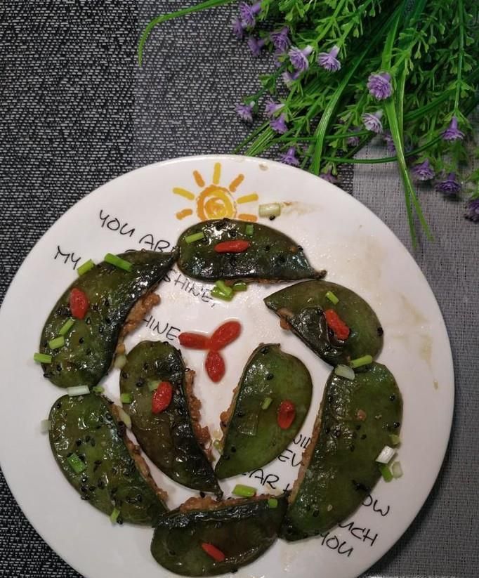 怎样做美味的扁豆夹肉？