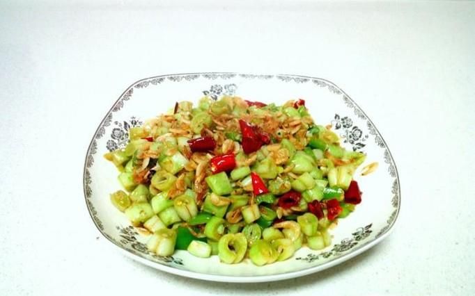 虾皮炒芸豆的家常做法