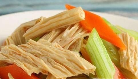 腐竹怎么做——凉拌腐竹