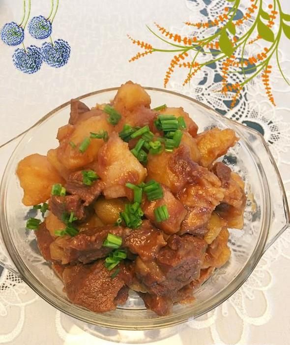 红烧土豆牛肉的家常做法