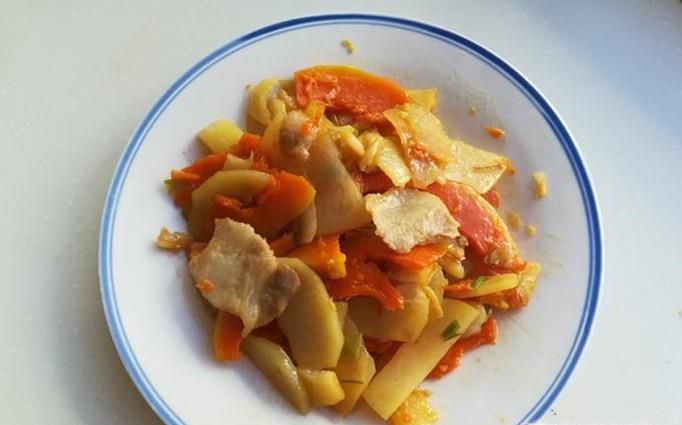 肉炒南瓜土豆片的做法