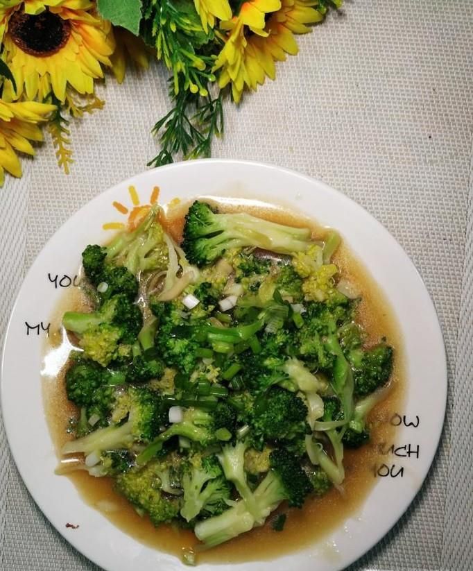 怎样做美味的蚝油西兰花?