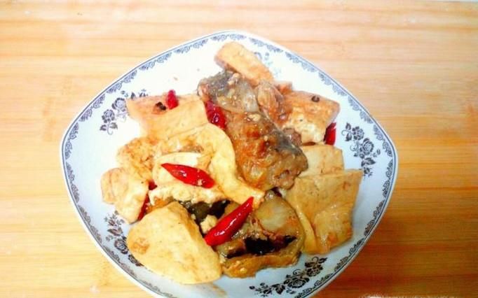鳕鱼炖豆腐的家常做法