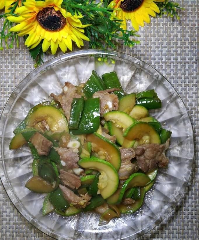 怎样做美味的西葫芦炒肉片？