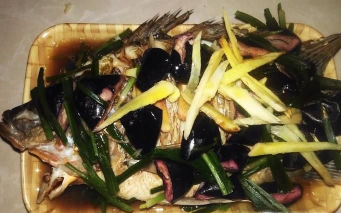 榄角蒸罗非鱼的做法