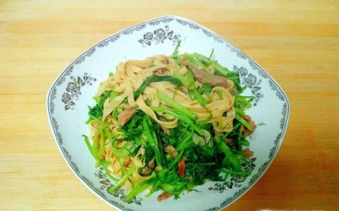 茴香炒干豆腐的家常做法