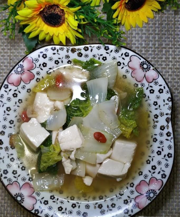 怎样做美味的乌塌菜炖豆腐？