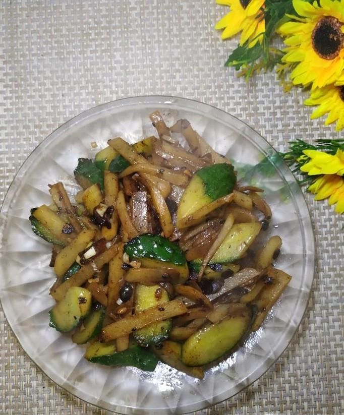 怎样做美味的豆豉土豆炒黄瓜?