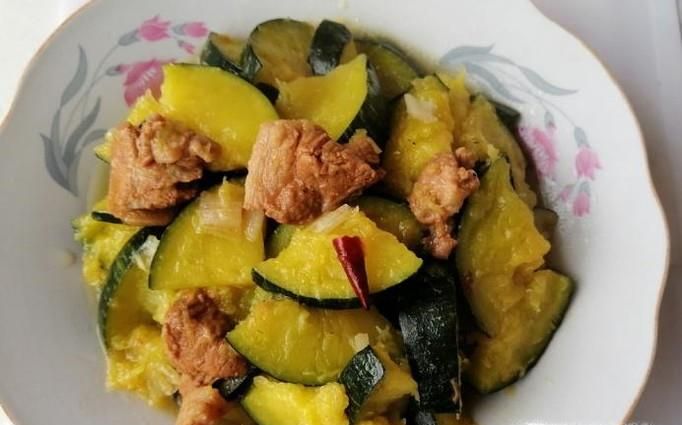 香辣南瓜炒肉的做法