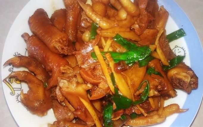 柠檬鸡脚的做法